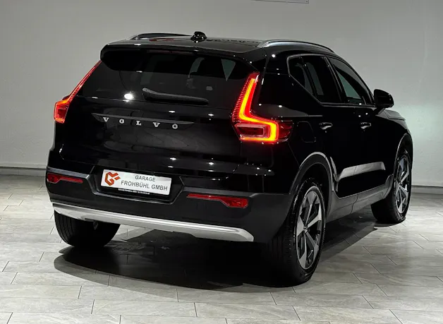 VOLVO XC40 B3 Benzin Mild Hybrid Core DCT