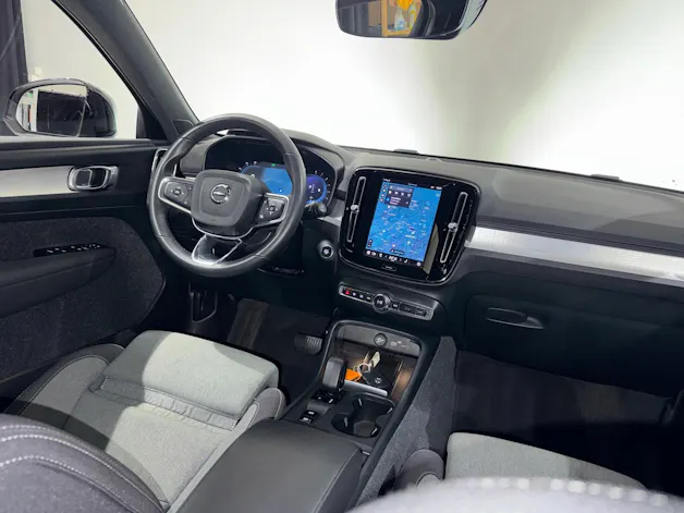 VOLVO XC40 B3 Benzin Mild Hybrid Core DCT