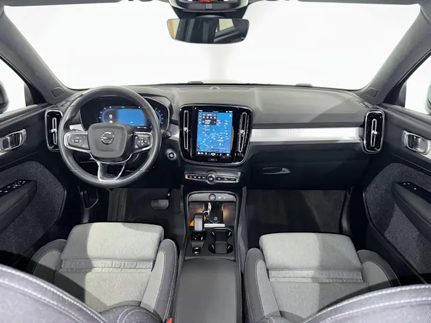 VOLVO XC40 B3 Benzin Mild Hybrid Core DCT