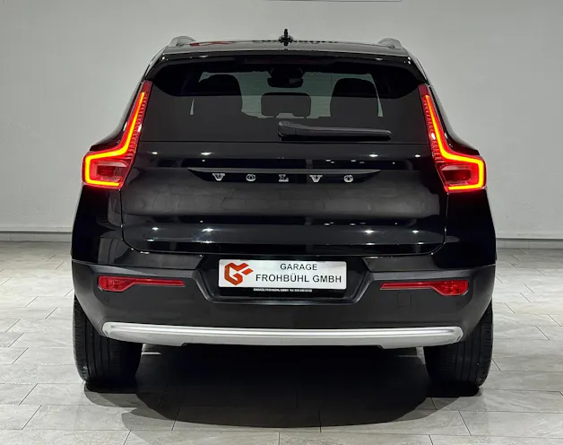VOLVO XC40 B3 Benzin Mild Hybrid Core DCT