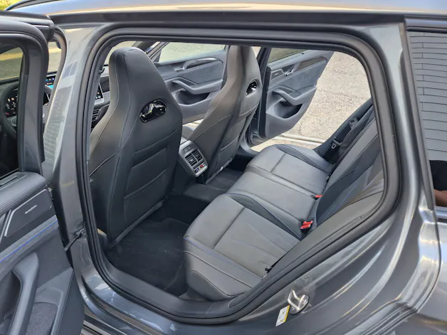VW Passat Variant 2.0 TSI evo4 R-Line Signature 4 Motion DSG mit 5 Jahre 100tkm VW Werksgarantie