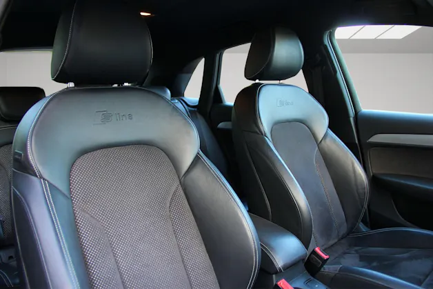 AUDI Q3 2.0 TDI sport quattro S-tronic