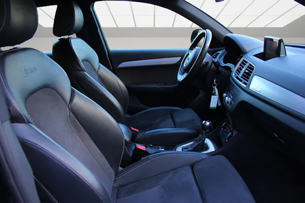 AUDI Q3 2.0 TDI sport quattro S-tronic