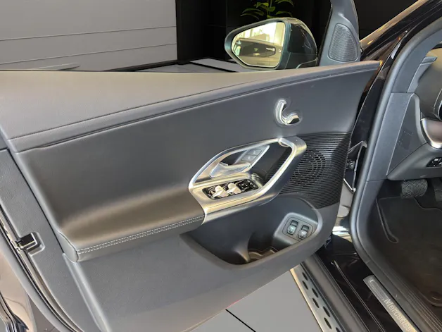 MERCEDES-BENZ GLC 400 4MATIC 94 kWh EQ