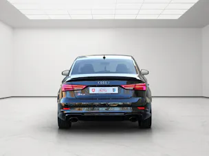 AUDI RS3 Sedan 2.5 TSI quattro S-tronic