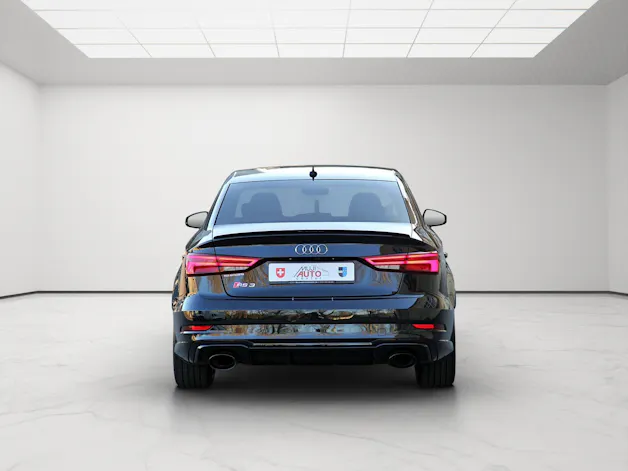 AUDI RS3 Sedan 2.5 TSI quattro S-tronic