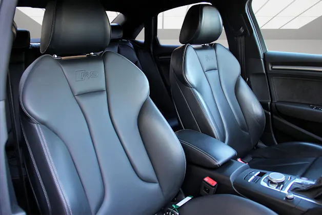AUDI RS3 Sedan 2.5 TSI quattro S-tronic