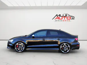 AUDI RS3 Sedan 2.5 TSI quattro S-tronic
