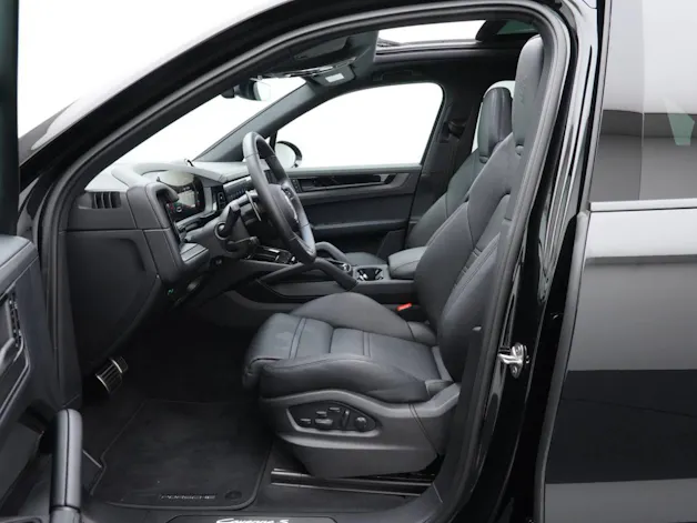 PORSCHE Cayenne S E-Hybrid Black Edition