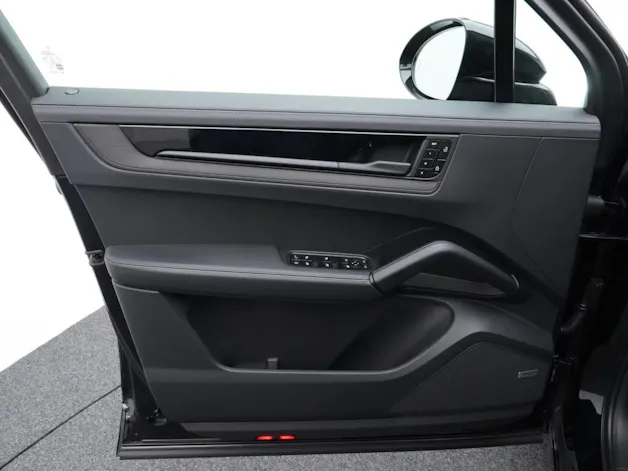 PORSCHE Cayenne S E-Hybrid Black Edition