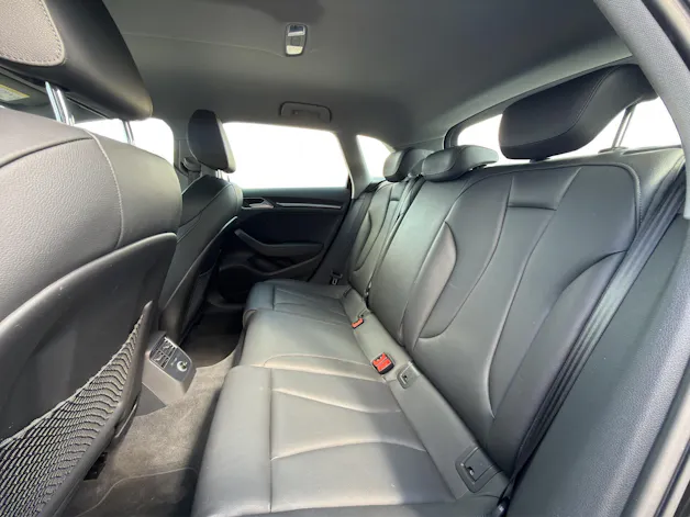 AUDI A3 Sportback 2.0 T FSI Design Quattro S-Tronic * LEDERSITZE * ELEKTRISCHE SITZE * LENKRADHEIZUNG *