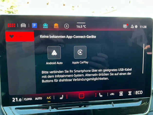 VW Tayron 1.5 TSI eHybrid 150 kW Life *** ANHÄNGERKUPPLUNG & 360° KAMERA ***