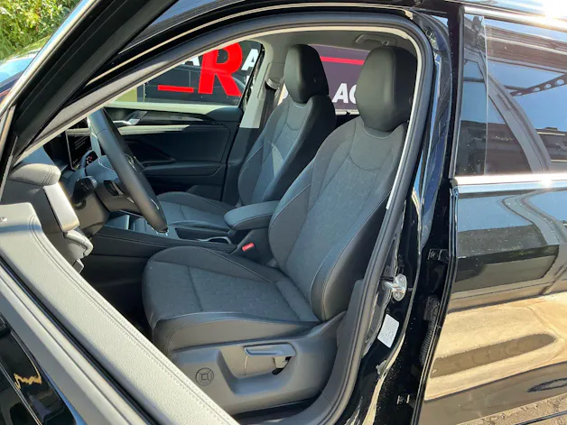 VW Tayron 1.5 TSI eHybrid 150 kW Life *** ANHÄNGERKUPPLUNG & 360° KAMERA ***