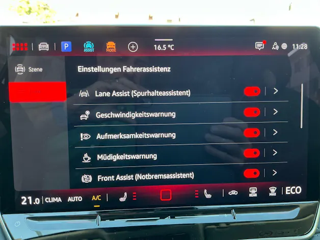 VW Tayron 1.5 TSI eHybrid 150 kW Life *** ANHÄNGERKUPPLUNG & 360° KAMERA ***