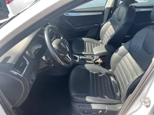 SKODA Octavia Combi 1.8 TSI Style 4x4 DSG