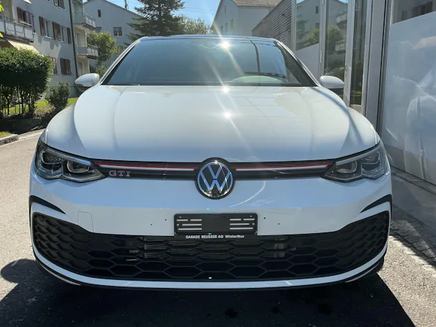VW Golf VIII GTI 245 PS *** SCHALTGETRIEBE MIT PANORAMADACH ***