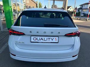SKODA Octavia Combi 2.0 TDI DSG Style