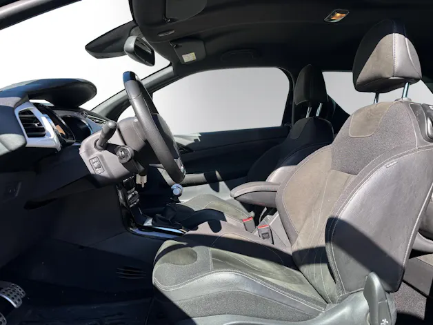 DS AUTOMOBILES DS 3 1.2 PureTech SpoChic