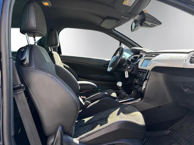 DS AUTOMOBILES DS 3 1.2 PureTech SpoChic