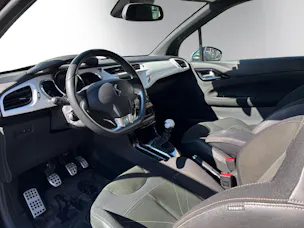 DS AUTOMOBILES DS 3 1.2 PureTech SpoChic