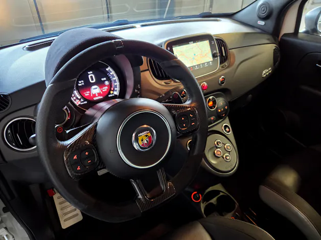 FIAT 595 Abarth 1.4 T-Jet 180 Competizione