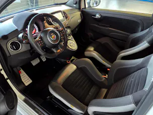 FIAT 595 Abarth 1.4 T-Jet 180 Competizione