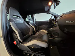 FIAT 595 Abarth 1.4 T-Jet 180 Competizione