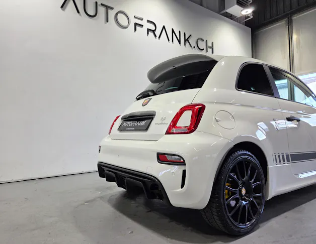 FIAT 595 Abarth 1.4 T-Jet 180 Competizione