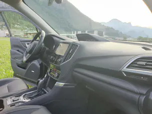 Subaru Forester Station 2.0i e-Boxer Luxury