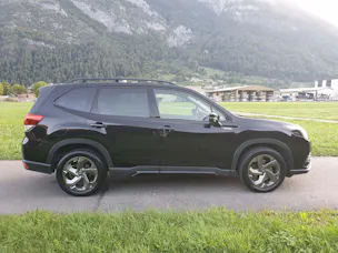 Subaru Forester Station 2.0i e-Boxer Luxury
