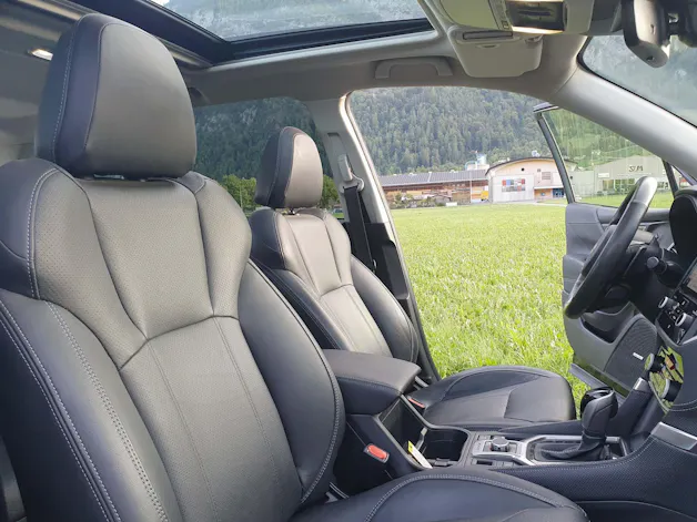 Subaru Forester Station 2.0i e-Boxer Luxury