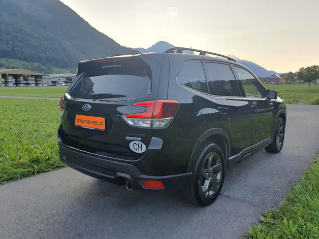 Subaru Forester Station 2.0i e-Boxer Luxury