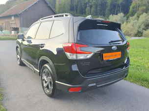 Subaru Forester Station 2.0i e-Boxer Luxury