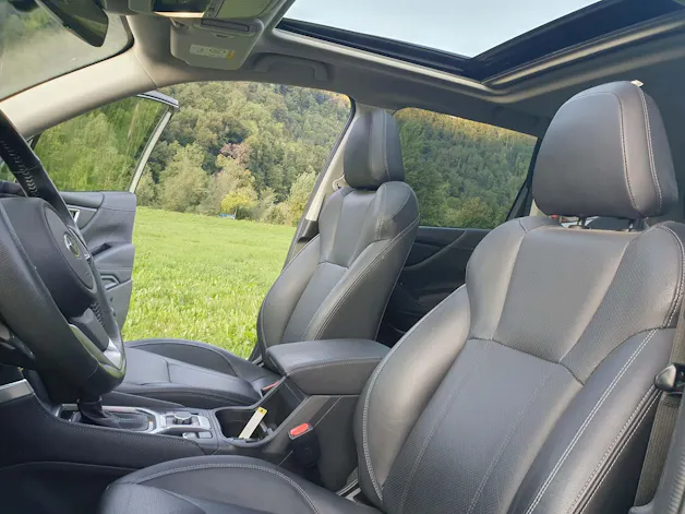 Subaru Forester Station 2.0i e-Boxer Luxury