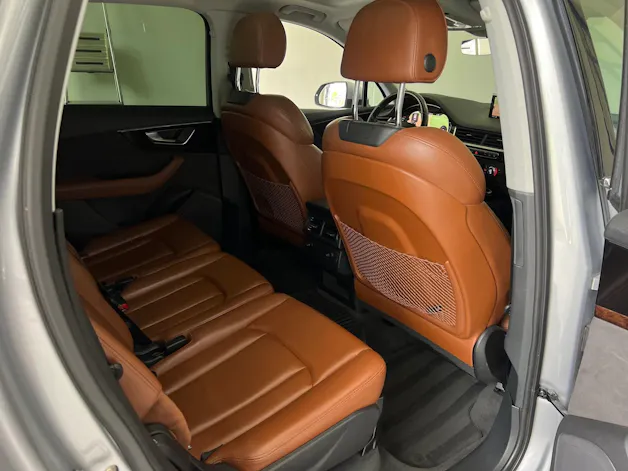 AUDI Q7 3.0 TDI quattro tiptronic