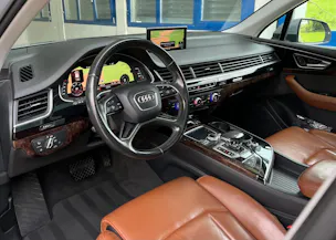 AUDI Q7 3.0 TDI quattro tiptronic