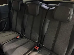 PEUGEOT 5008 1.6 THP Allure EAT
