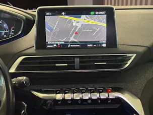PEUGEOT 5008 1.6 THP Allure EAT