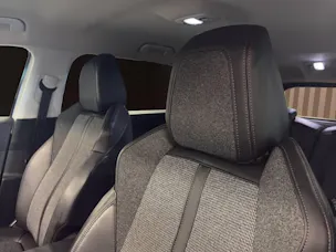 PEUGEOT 5008 1.6 THP Allure EAT