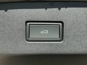 VW Tayron 1.5 TSI eHybrid 150 kW Life *** ANHÄNGERKUPPLUNG & 360° KAMERA ***