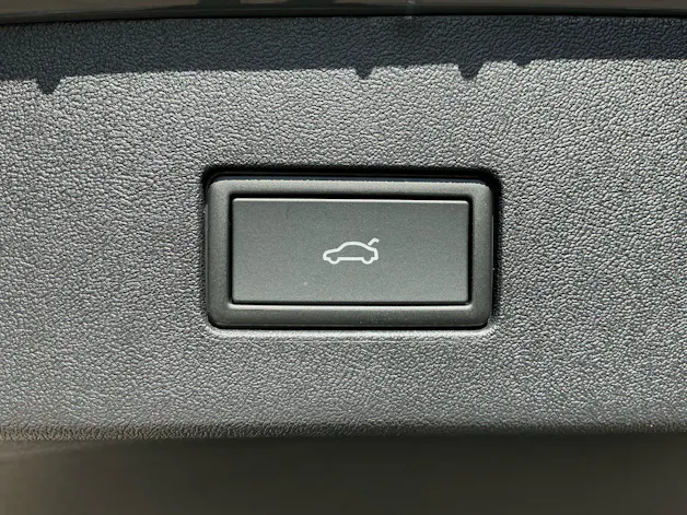VW Tayron 1.5 TSI eHybrid 150 kW Life *** ANHÄNGERKUPPLUNG & 360° KAMERA ***