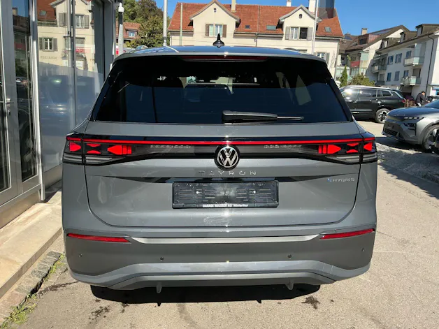 VW Tayron 1.5 TSI eHybrid 150 kW Life *** ANHÄNGERKUPPLUNG & 360° KAMERA ***