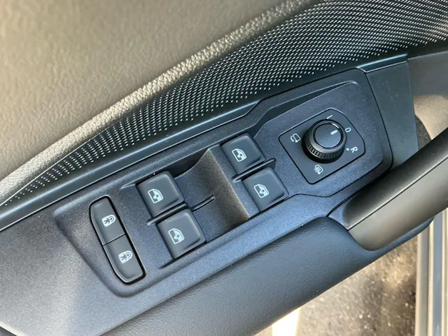 VW Tayron 1.5 TSI eHybrid 150 kW Life *** ANHÄNGERKUPPLUNG & 360° KAMERA ***
