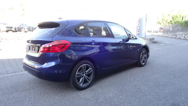 BMW 218i Active Tourer Sport Line
