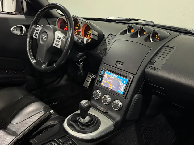 NISSAN 350 Z Roadster | CH |