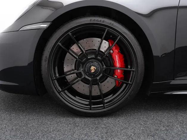 PORSCHE 911 Carrera 4 GTS Cabriolet