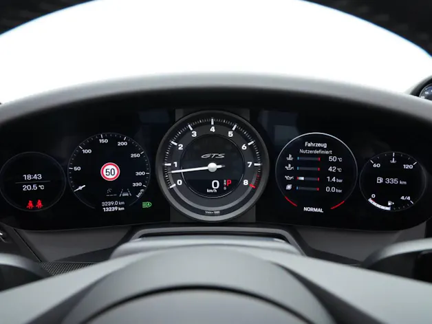PORSCHE 911 Carrera 4 GTS Cabriolet