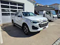 ISUZU 2.2Di AT Crew Prestige