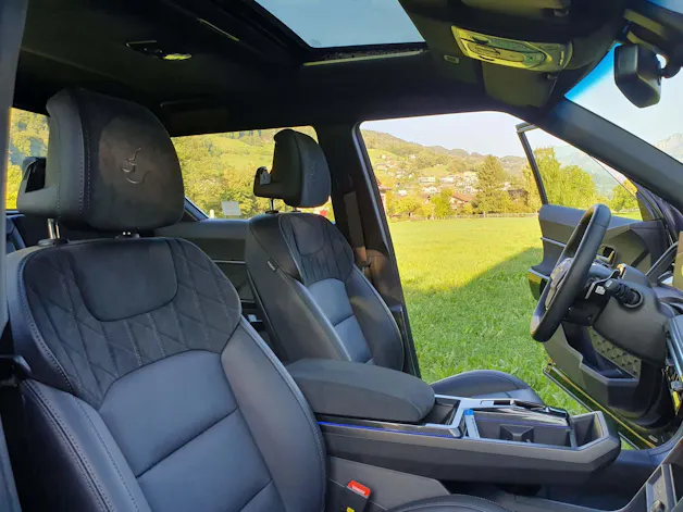 KGM -SsangYong Musso EV Blackline MJ2027 4x4