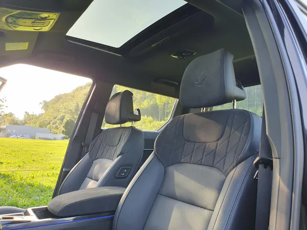 KGM -SsangYong Musso EV Blackline MJ2027 4x4